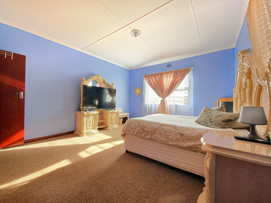 3 Bedroom Property for Sale in Hawston Western Cape